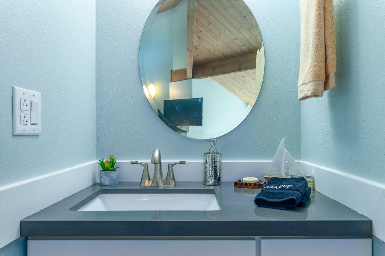 Oceanview Escape At Birch Bay With Indoor Pool & Hot Tub Apartment Blaine Bagian luar foto